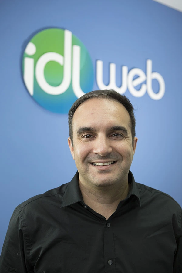 Jacob Hodara, CEO IDL Web Inc